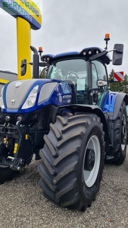 New Holland t7.300auto command - Tractor: afbeelding 3 New Holland t7.300auto command - Tractor: afbeelding 3