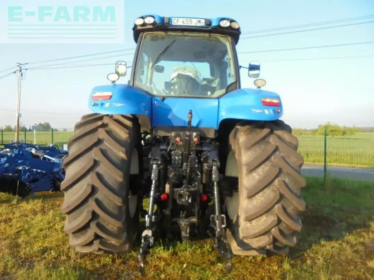 New Holland t8.330 - Tractor: afbeelding 3 New Holland t8.330 - Tractor: afbeelding 3