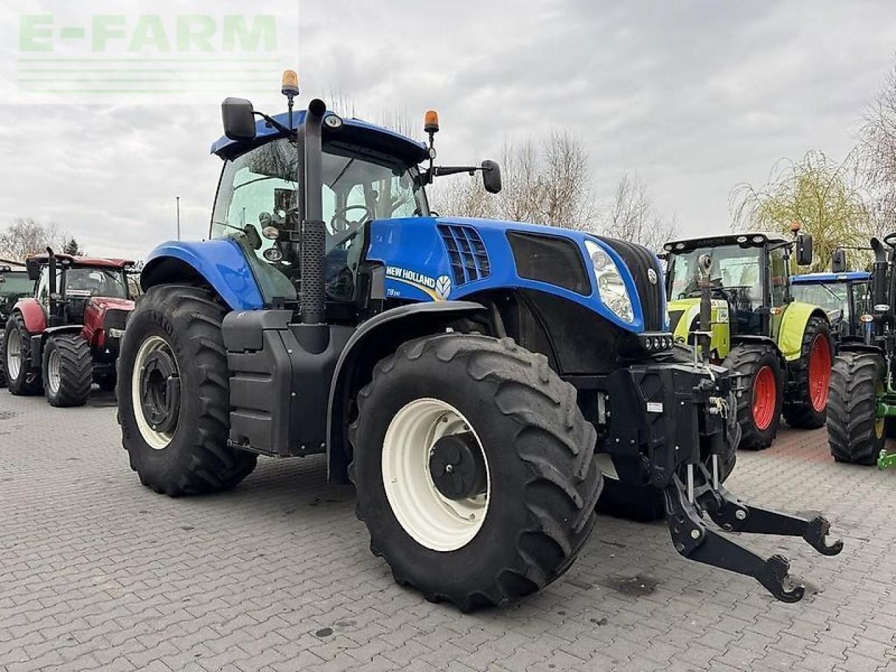 New Holland t8.330 ultra command - Tractor: afbeelding 4 New Holland t8.330 ultra command - Tractor: afbeelding 4