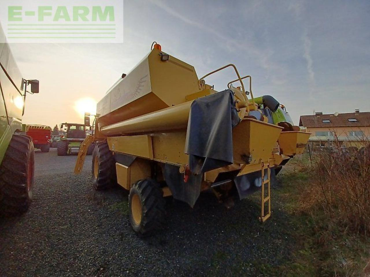 New Holland tf 78 - Maaidorser: afbeelding 4 New Holland tf 78 - Maaidorser: afbeelding 4
