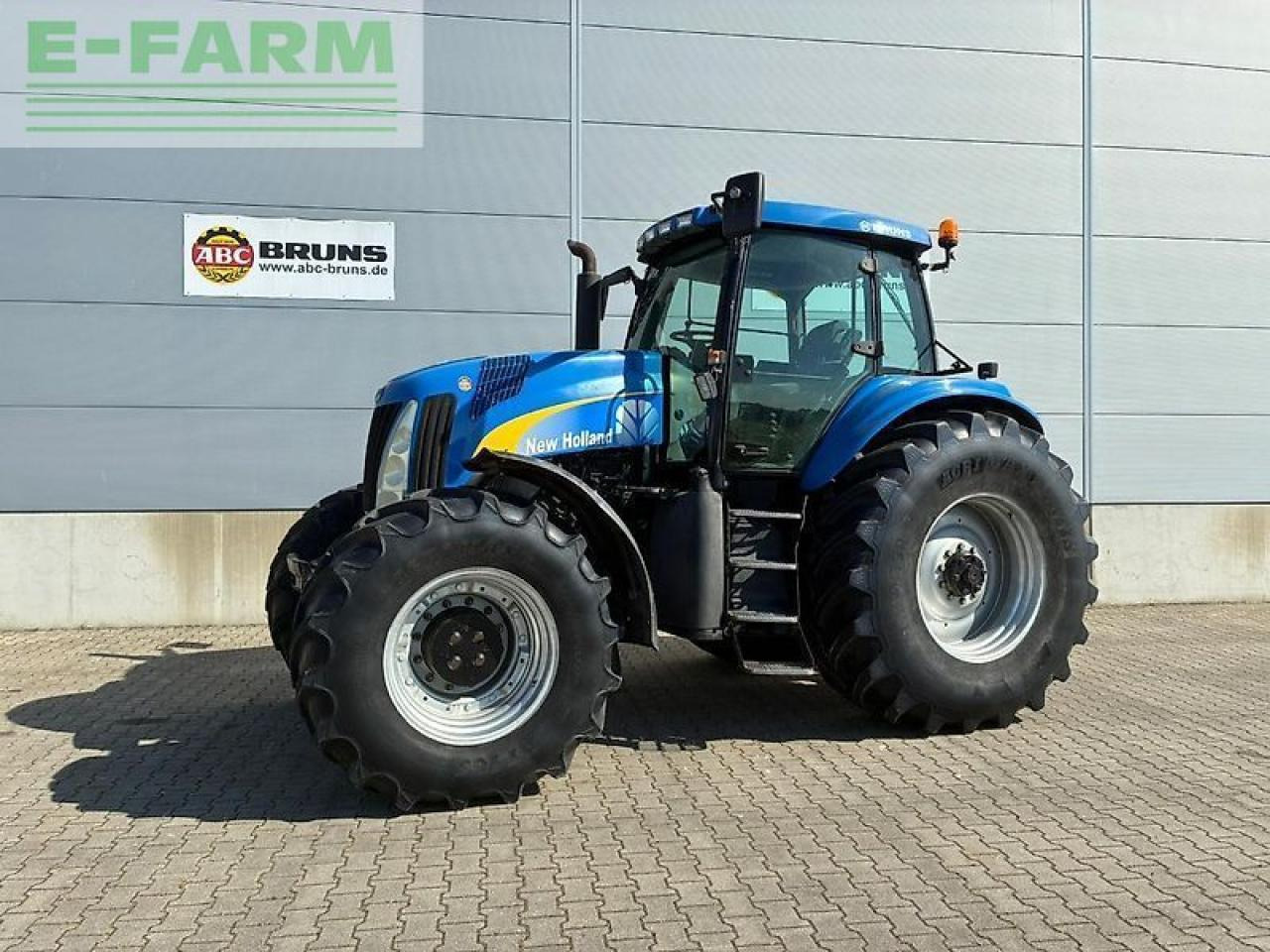 New Holland tg 255 - Tractor: afbeelding 1 New Holland tg 255 - Tractor: afbeelding 1