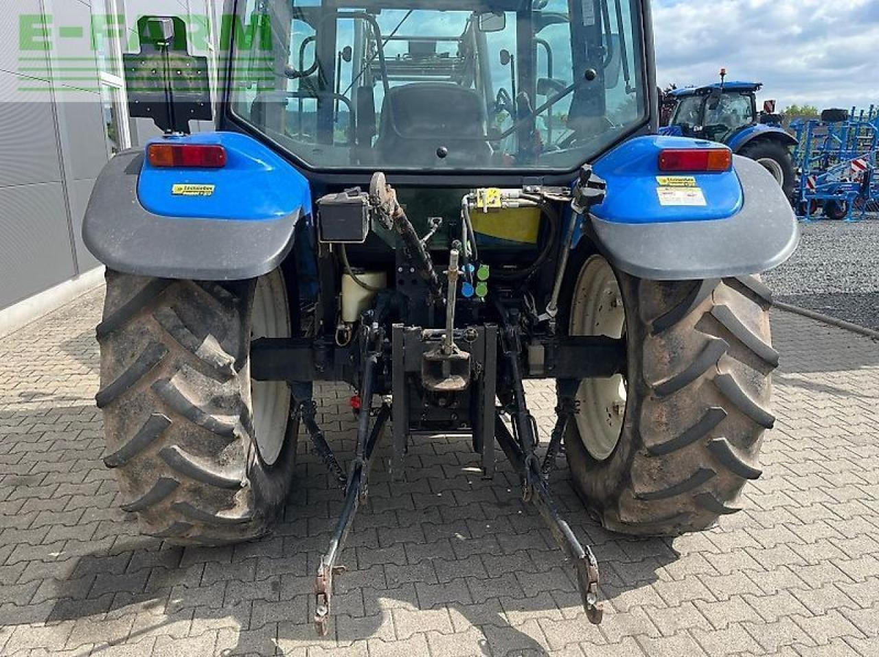 New Holland tl 90 a A - Tractor: afbeelding 5 New Holland tl 90 a A - Tractor: afbeelding 5