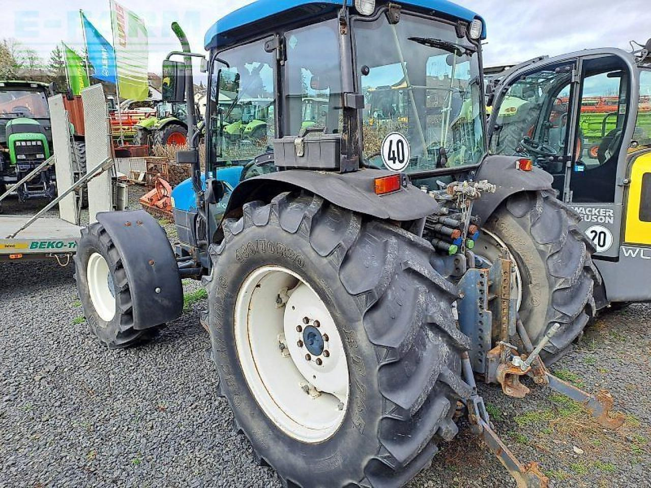New Holland tn 75 s S - Tractor: afbeelding 3 New Holland tn 75 s S - Tractor: afbeelding 3