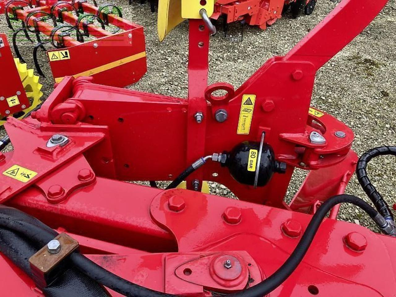 Pöttinger servo 35 s plus nova 4-scharig - Ploeg: afbeelding 5 Pöttinger servo 35 s plus nova 4-scharig - Ploeg: afbeelding 5