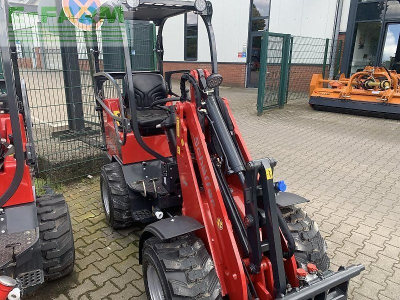 Schäffer 2028 - Minigraafmachine: afbeelding 3 Schäffer 2028 - Minigraafmachine: afbeelding 3