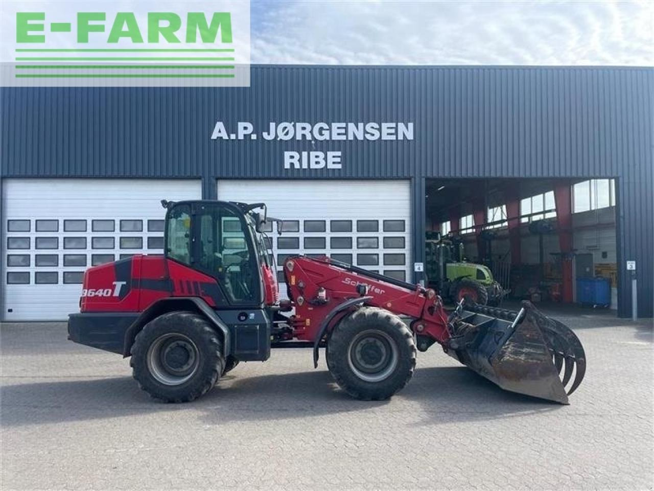 Schäffer 9640t med centralsmøring og skovl - Verreiker: afbeelding 1 Schäffer 9640t med centralsmøring og skovl - Verreiker: afbeelding 1
