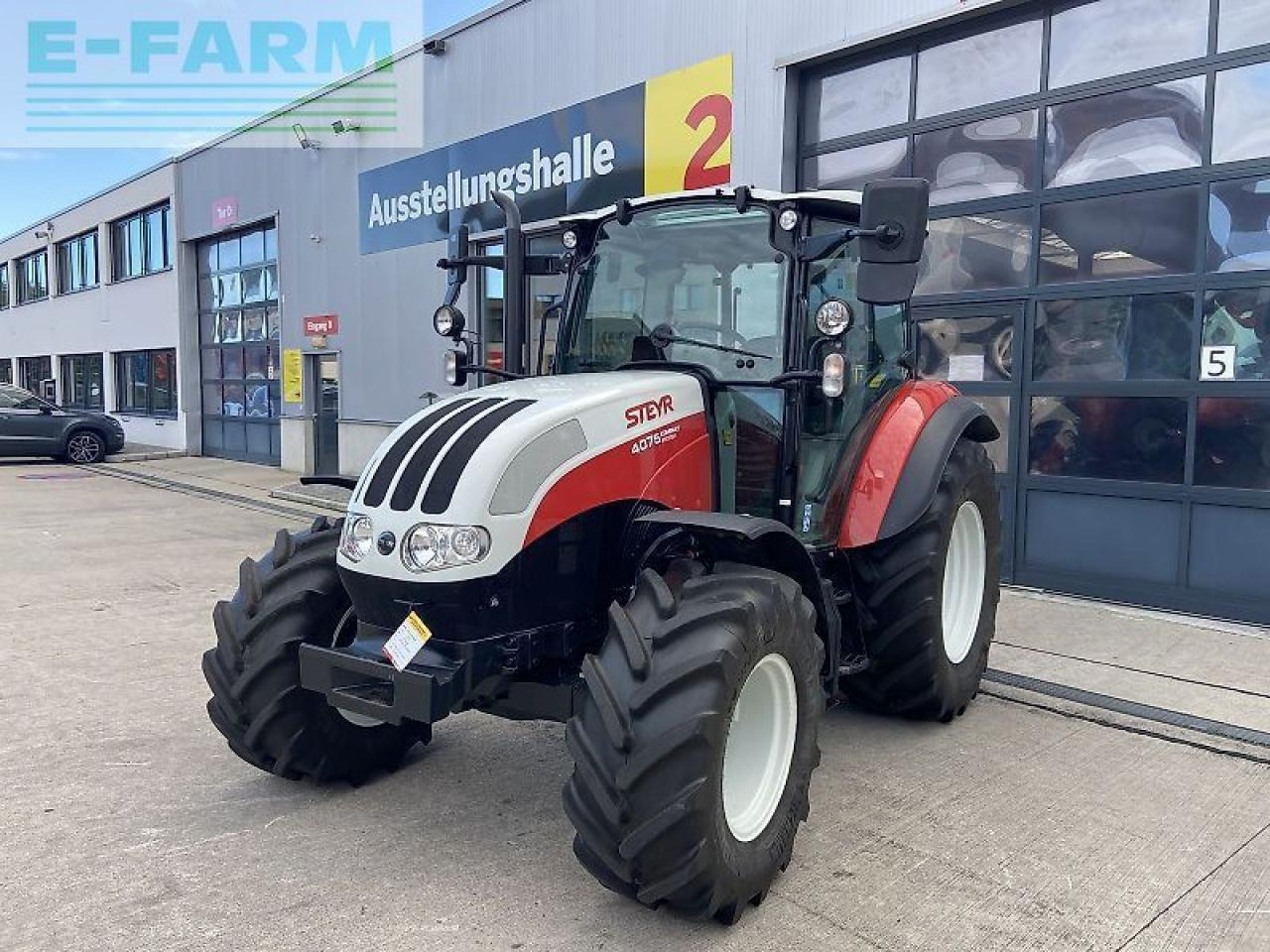 Steyr 4075 kompakt - Tractor: afbeelding 1 Steyr 4075 kompakt - Tractor: afbeelding 1