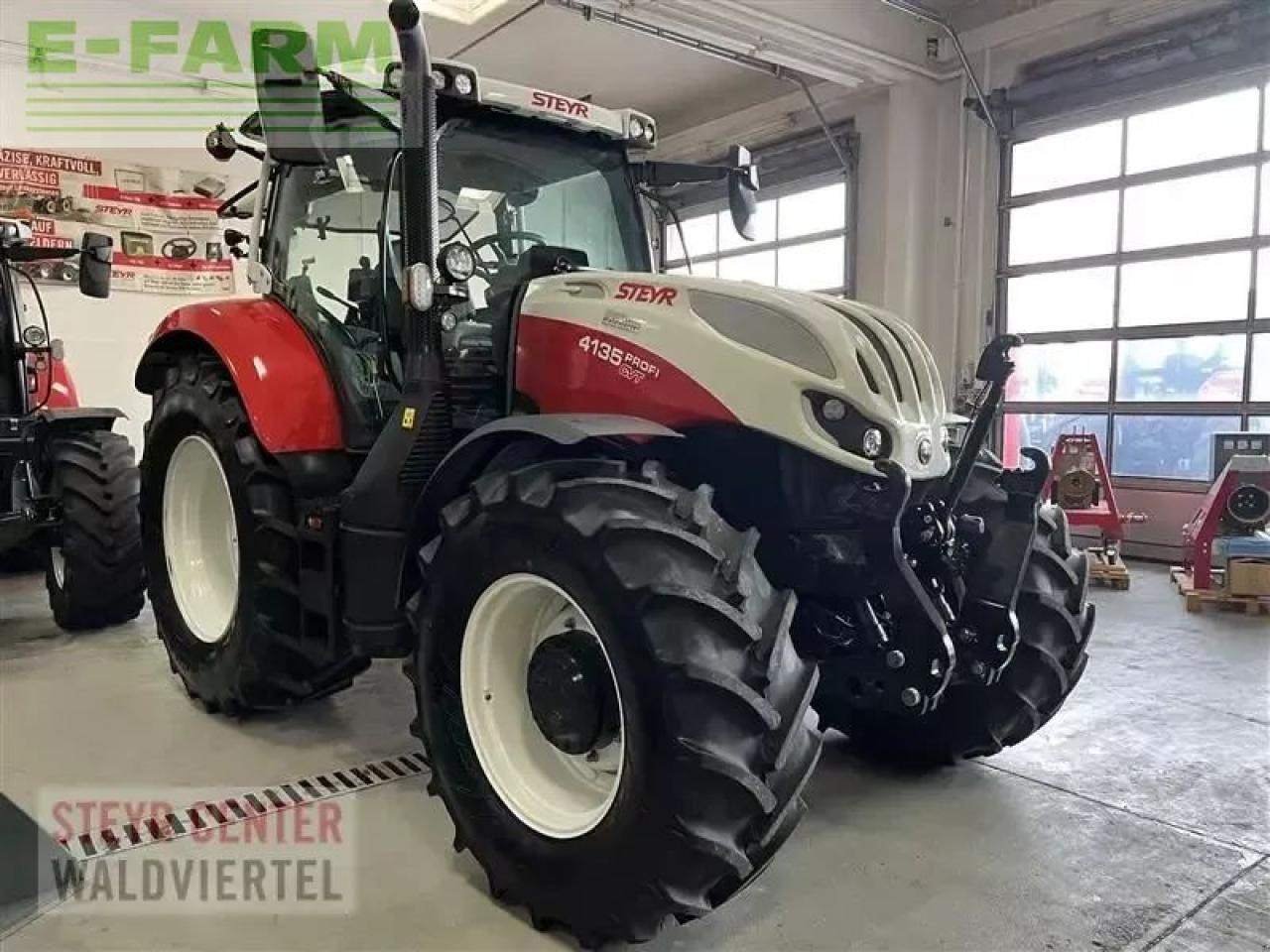 Steyr 4135 profi cvt (stage v) CVT - Tractor: afbeelding 4 Steyr 4135 profi cvt (stage v) CVT - Tractor: afbeelding 4