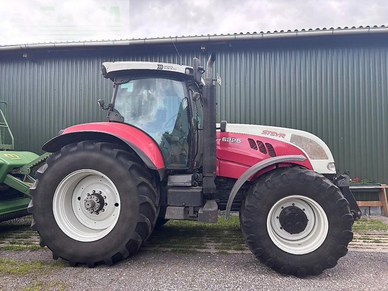Steyr cvt 6225 - Tractor: afbeelding 1 Steyr cvt 6225 - Tractor: afbeelding 1