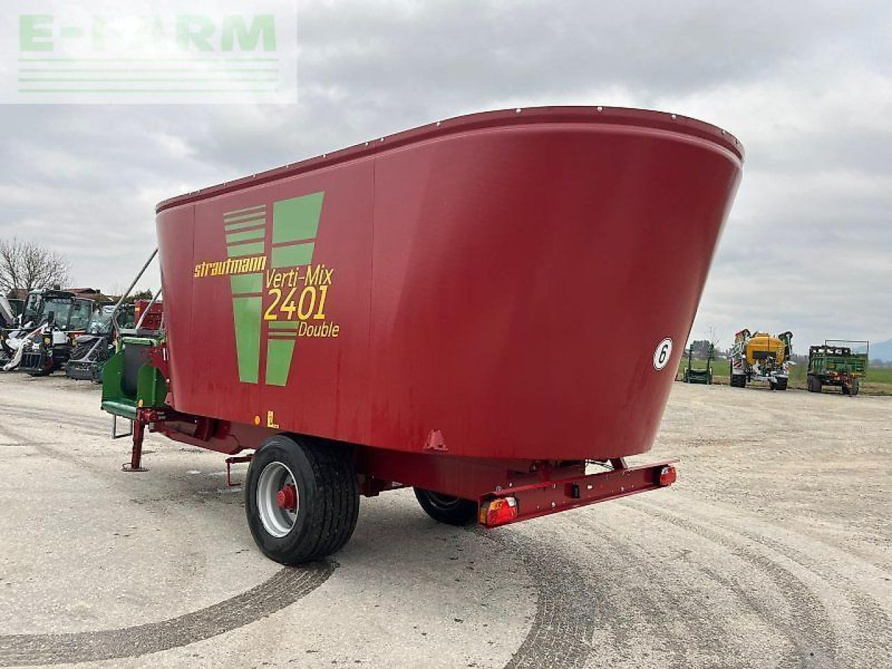 Strautmann verti mix 2401 double - Veeteelt materiaal: afbeelding 4 Strautmann verti mix 2401 double - Veeteelt materiaal: afbeelding 4