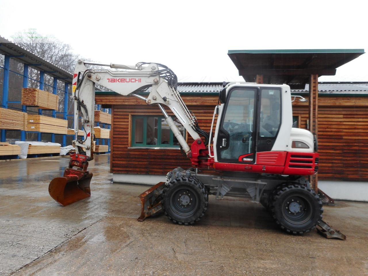 Takeuchi tb295w mit vollausstattung u. 3 löffel ( zentra - Mobiele graafmachine: afbeelding 1 Takeuchi tb295w mit vollausstattung u. 3 löffel ( zentra - Mobiele graafmachine: afbeelding 1