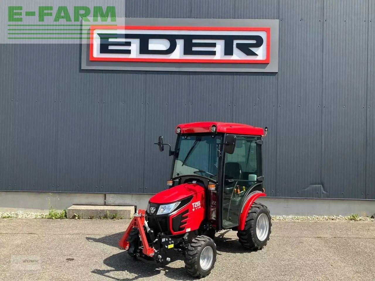Tym ts 255 nh kabine - Tractor: afbeelding 1 Tym ts 255 nh kabine - Tractor: afbeelding 1