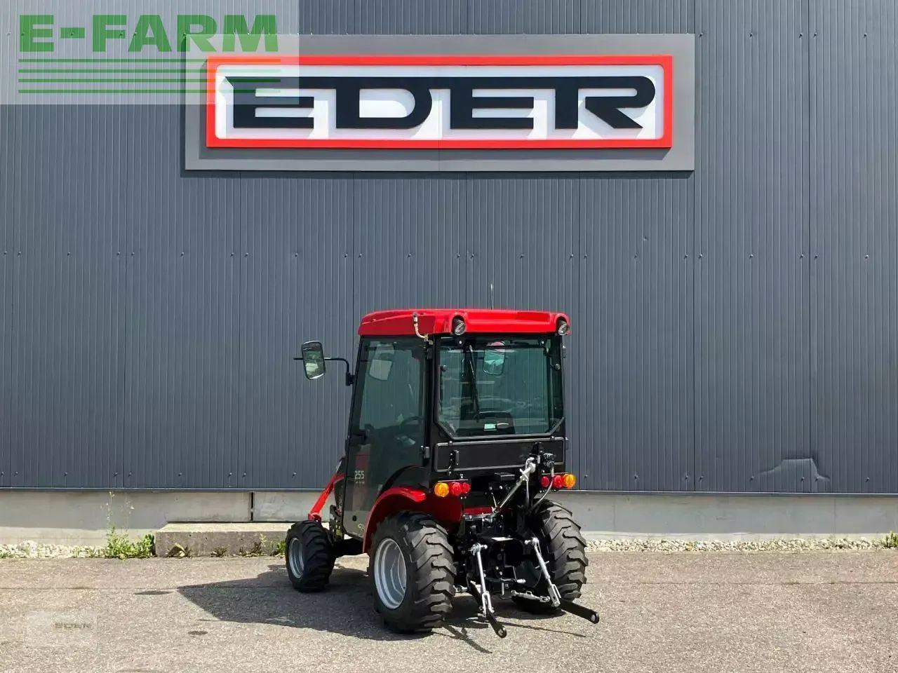 Tym ts 255 nh kabine - Tractor: afbeelding 3 Tym ts 255 nh kabine - Tractor: afbeelding 3