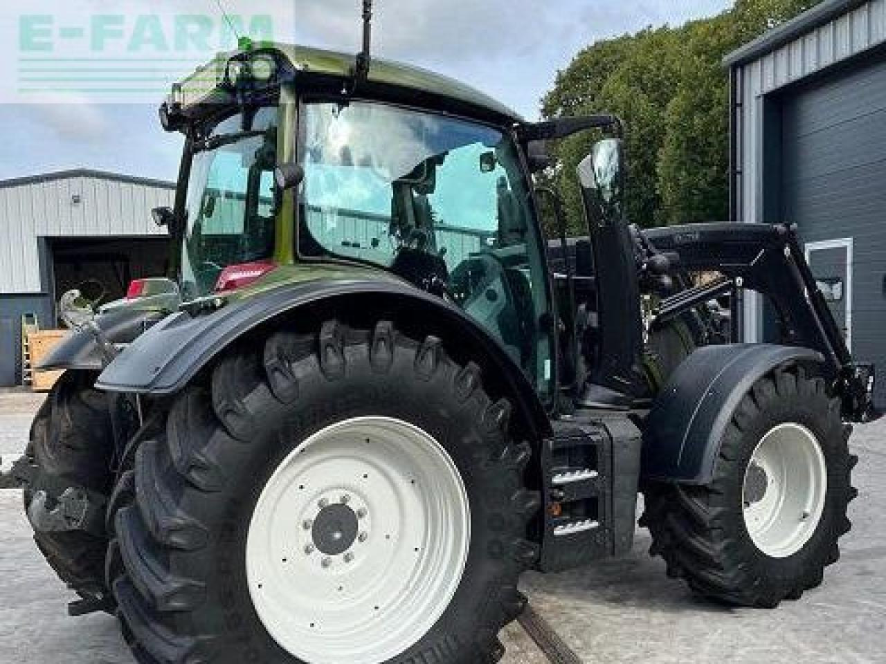 Valtra N175 - Tractor: afbeelding 5 Valtra N175 - Tractor: afbeelding 5