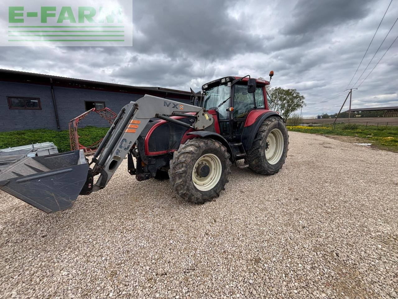 Valtra T130 - Tractor: afbeelding 3 Valtra T130 - Tractor: afbeelding 3