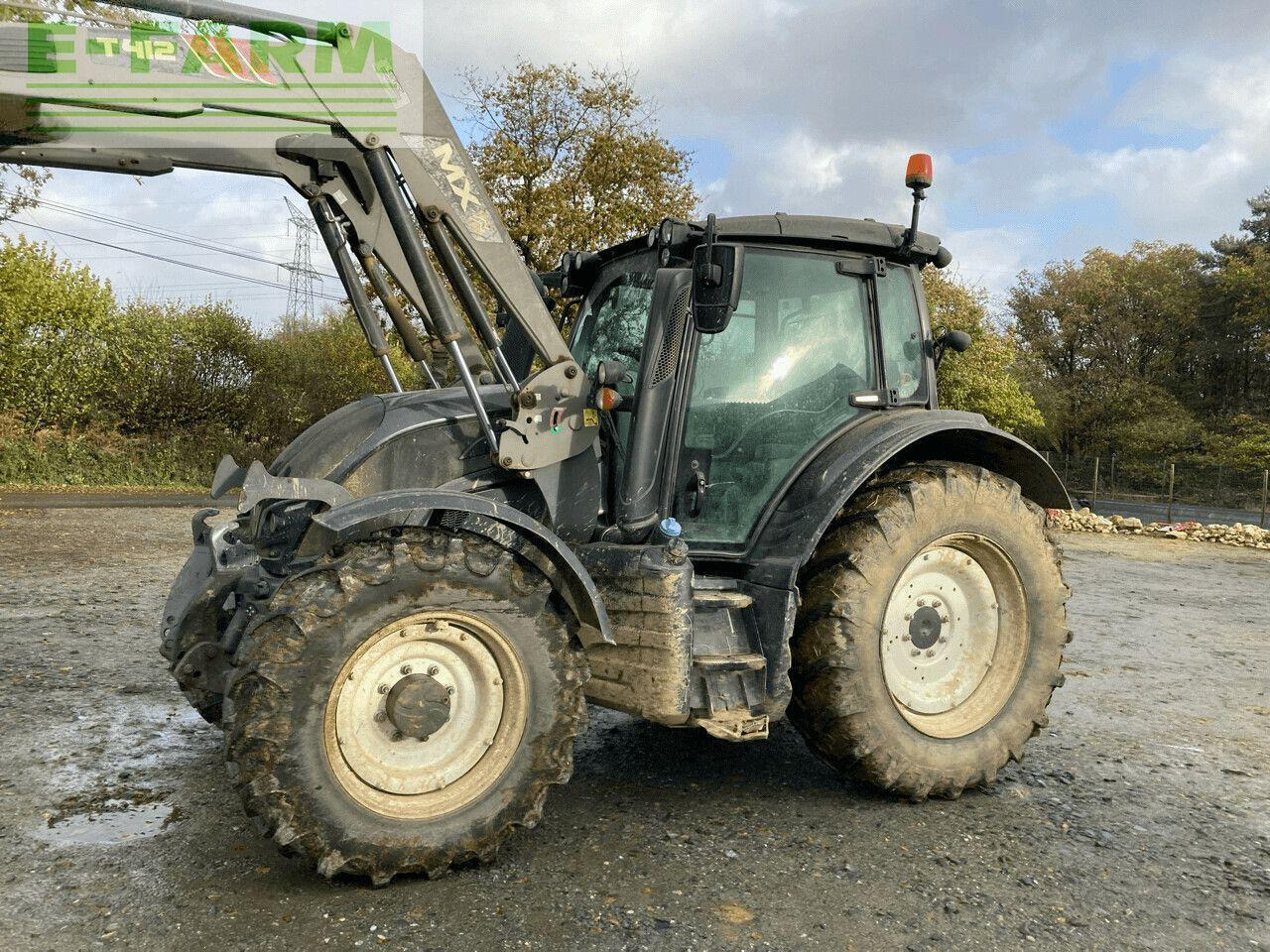 Valtra n 134 - Tractor: afbeelding 1 Valtra n 134 - Tractor: afbeelding 1