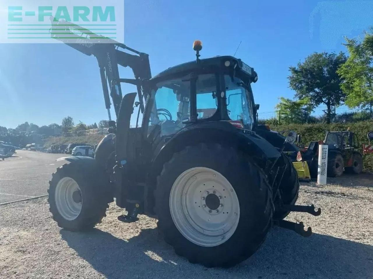 Valtra n 134 hitech 5 HiTech - Tractor: afbeelding 4 Valtra n 134 hitech 5 HiTech - Tractor: afbeelding 4