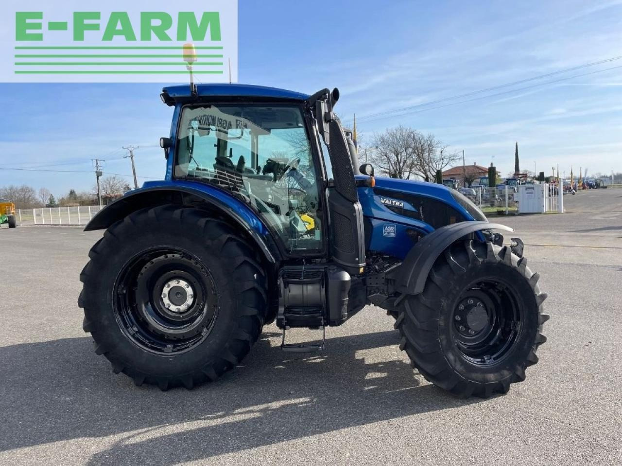 Valtra n 154 - Tractor: afbeelding 5 Valtra n 154 - Tractor: afbeelding 5