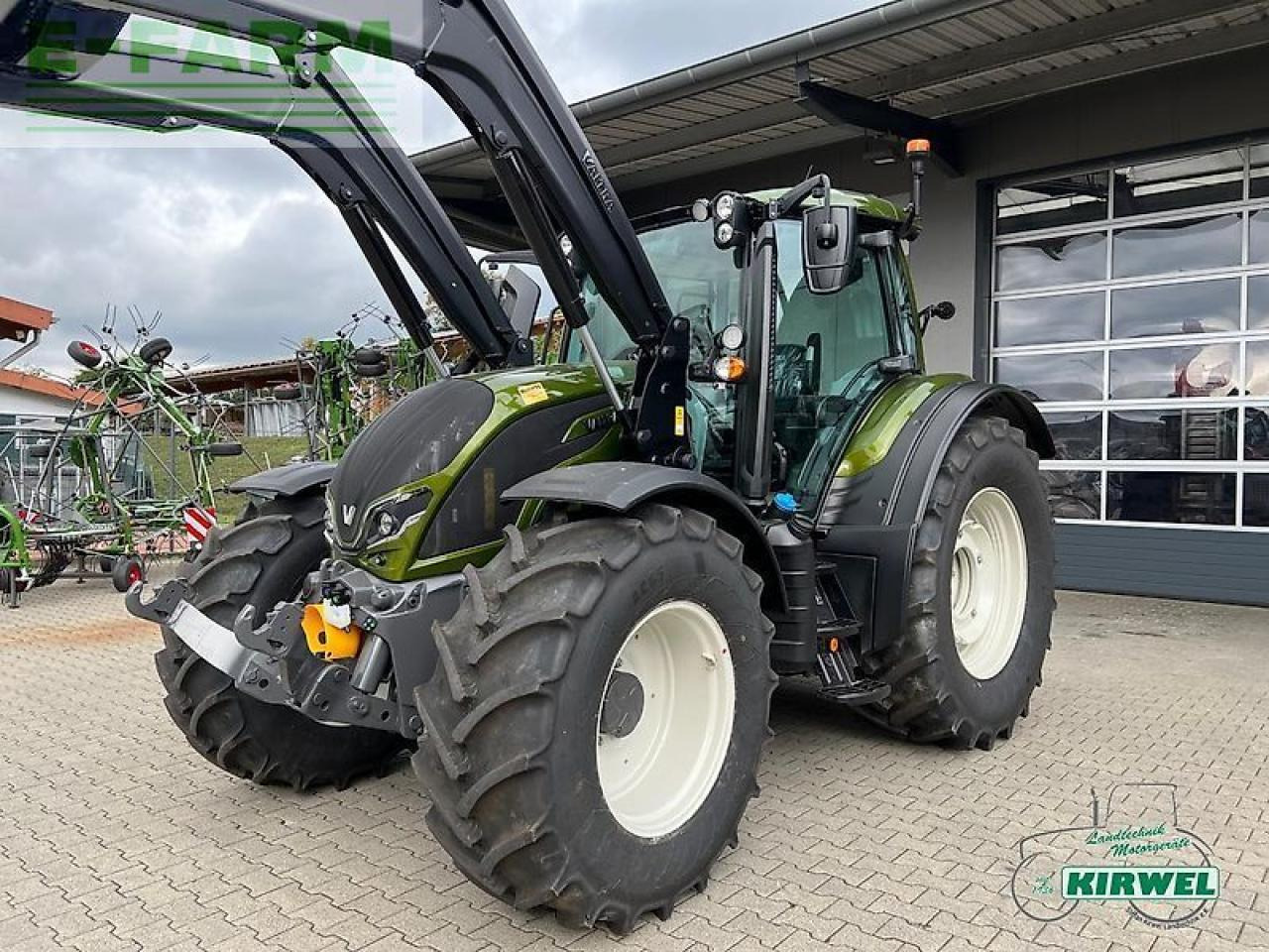 Valtra n 155 active Active - Tractor: afbeelding 4 Valtra n 155 active Active - Tractor: afbeelding 4