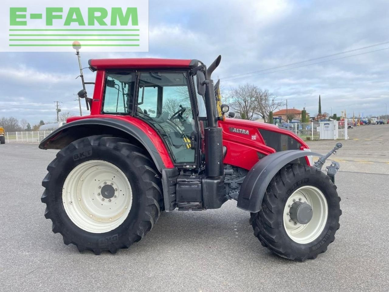 Valtra n 163 - Tractor: afbeelding 5 Valtra n 163 - Tractor: afbeelding 5