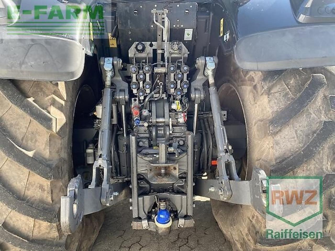 Valtra s394 - Tractor: afbeelding 4 Valtra s394 - Tractor: afbeelding 4