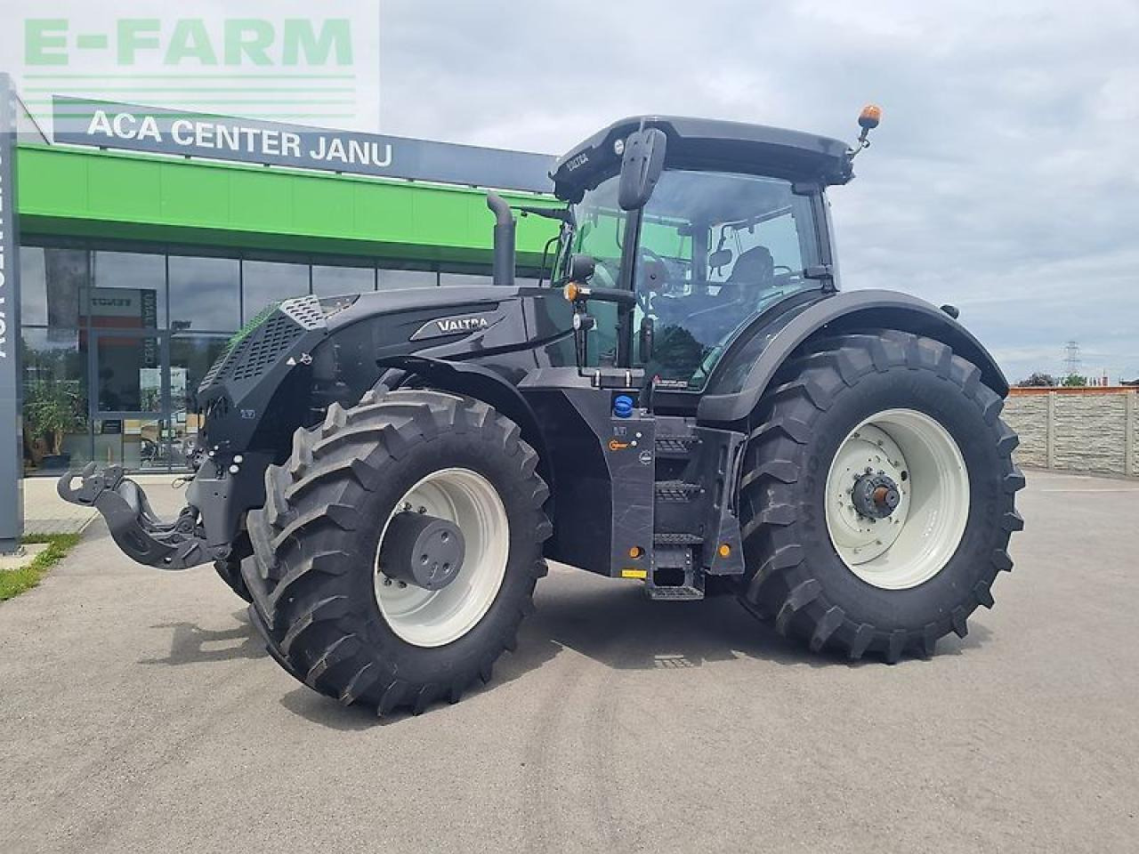 Valtra s394 (stufe v) - Tractor: afbeelding 1 Valtra s394 (stufe v) - Tractor: afbeelding 1