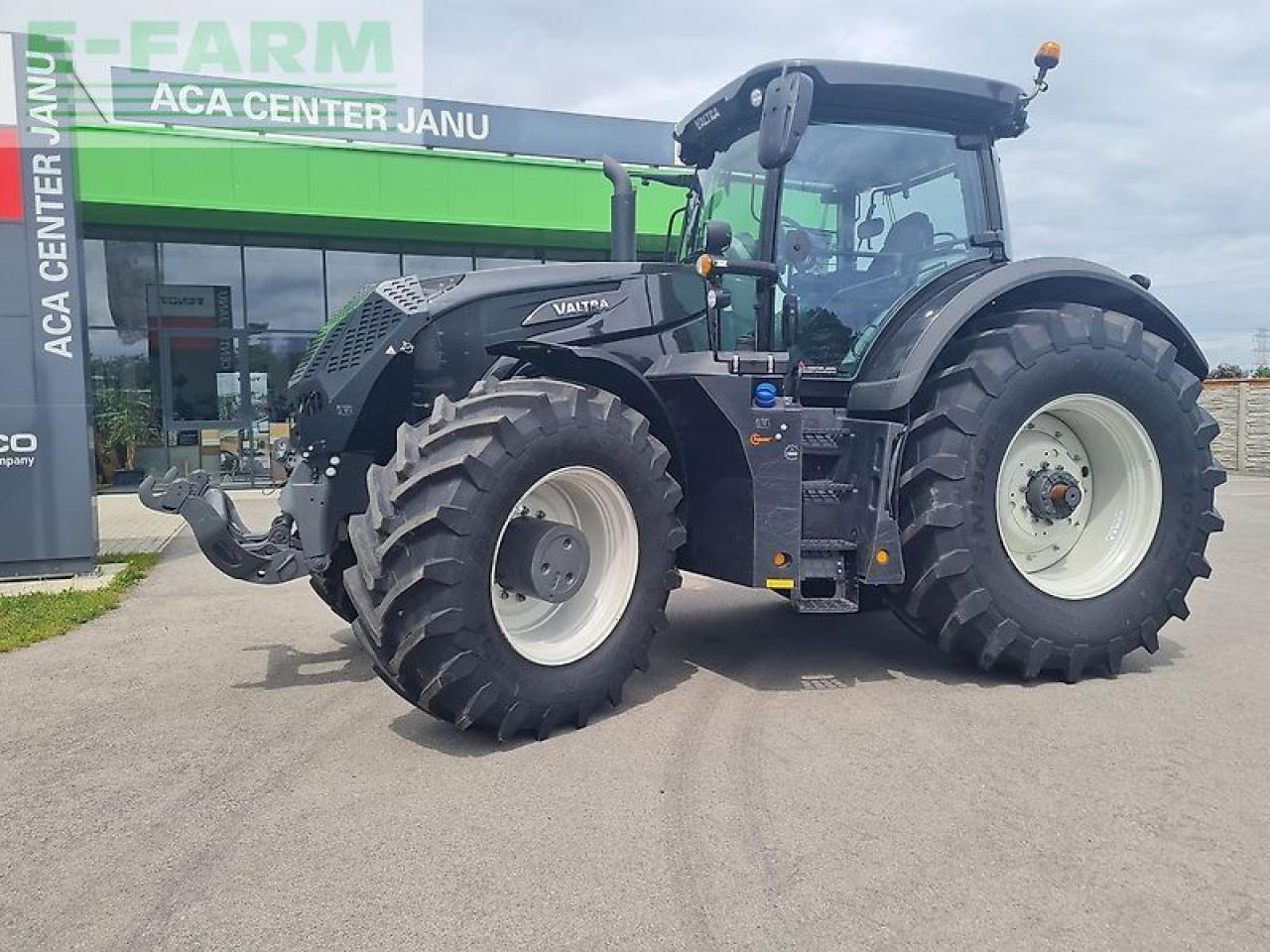 Valtra s394 (stufe v) - Tractor: afbeelding 2 Valtra s394 (stufe v) - Tractor: afbeelding 2