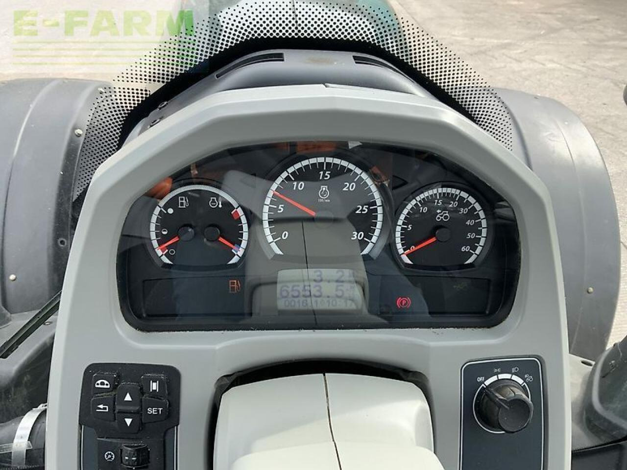 Tractor Valtra t214 direct tractor (st22267) Direct: afbeelding 23
