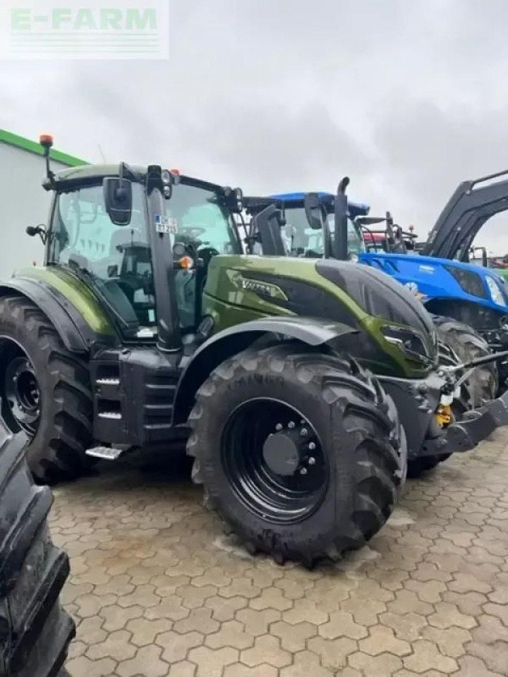 Valtra t215a - Tractor: afbeelding 1 Valtra t215a - Tractor: afbeelding 1