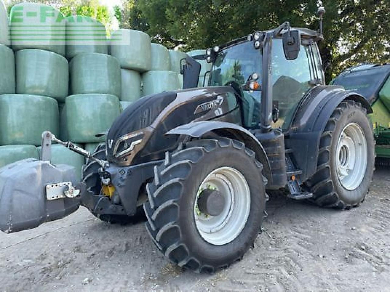 Valtra t235v - Tractor: afbeelding 2 Valtra t235v - Tractor: afbeelding 2
