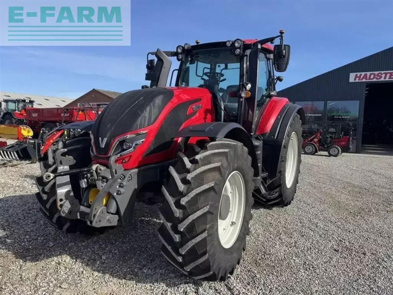 Valtra t255 activ med twin-trac vendbar købine Active - Tractor: afbeelding 4 Valtra t255 activ med twin-trac vendbar købine Active - Tractor: afbeelding 4