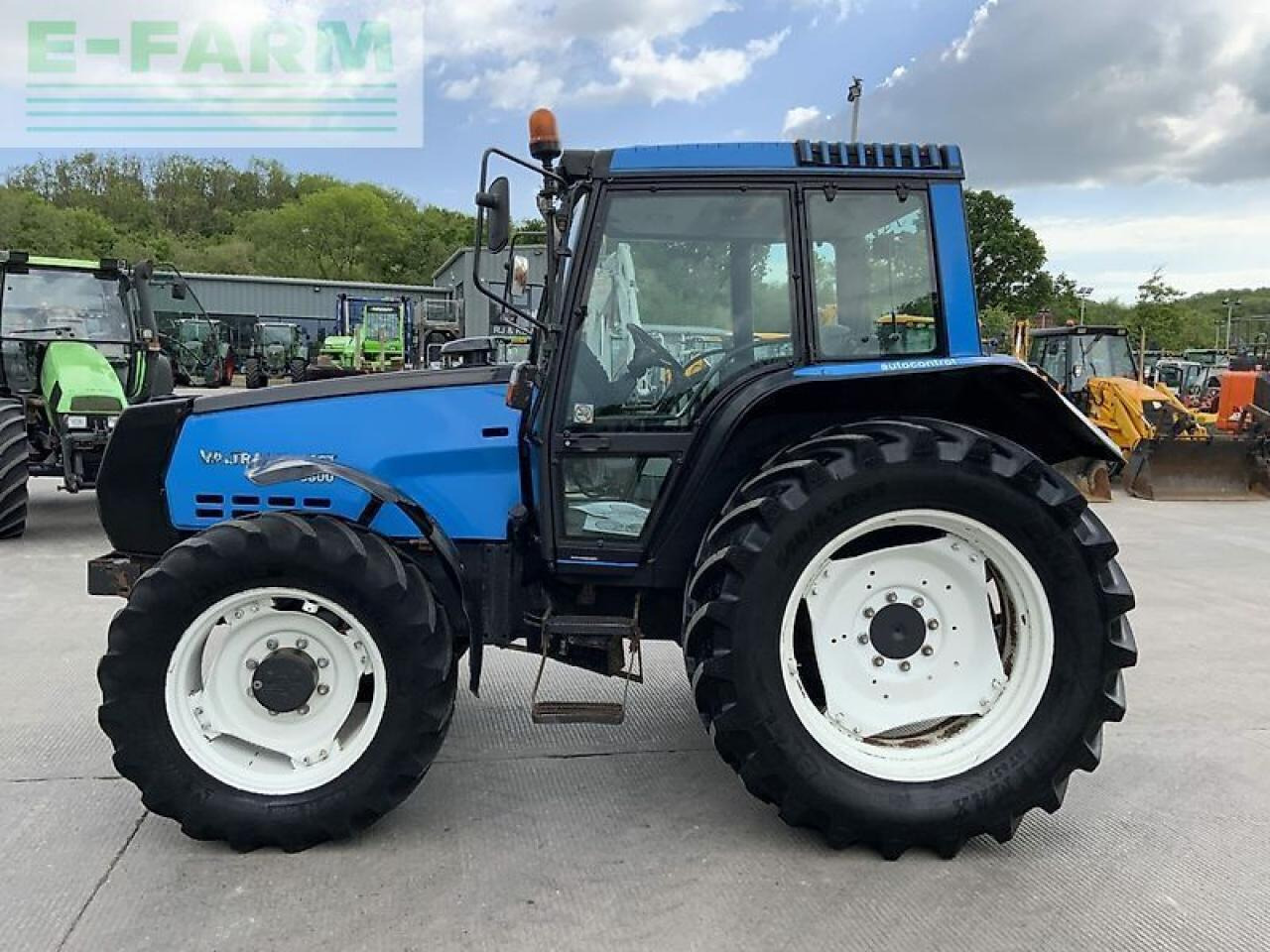Valtra valtra/valmet 6800 tractor (st23222) - Tractor: afbeelding 5 Valtra valtra/valmet 6800 tractor (st23222) - Tractor: afbeelding 5