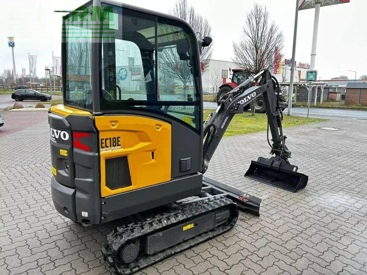 Volvo ec18e (ersteinsatz 2022) - Minigraafmachine: afbeelding 5 Volvo ec18e (ersteinsatz 2022) - Minigraafmachine: afbeelding 5