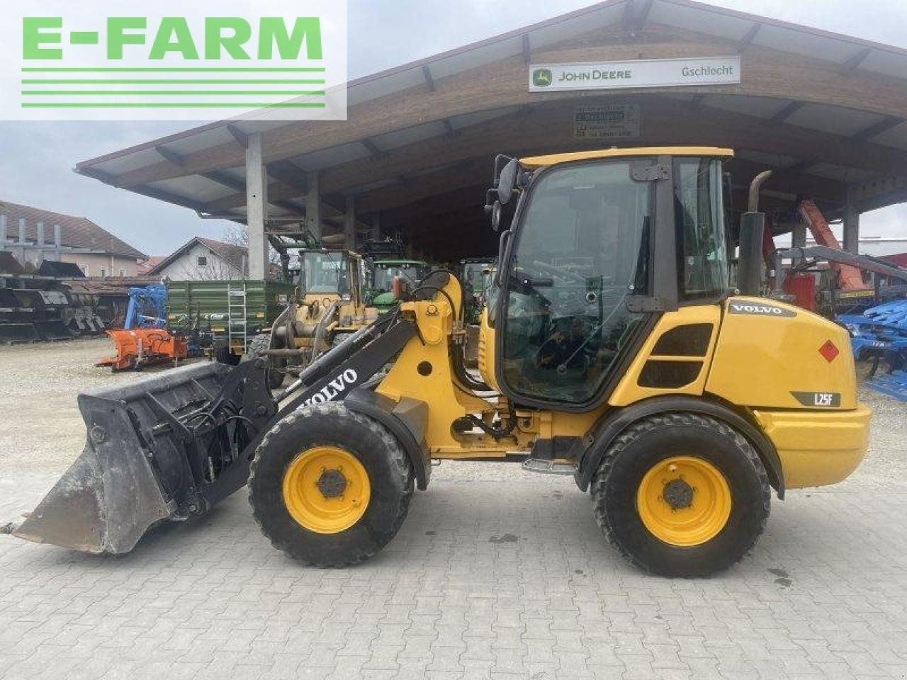 Volvo l 25f - Minigraafmachine: afbeelding 2 Volvo l 25f - Minigraafmachine: afbeelding 2