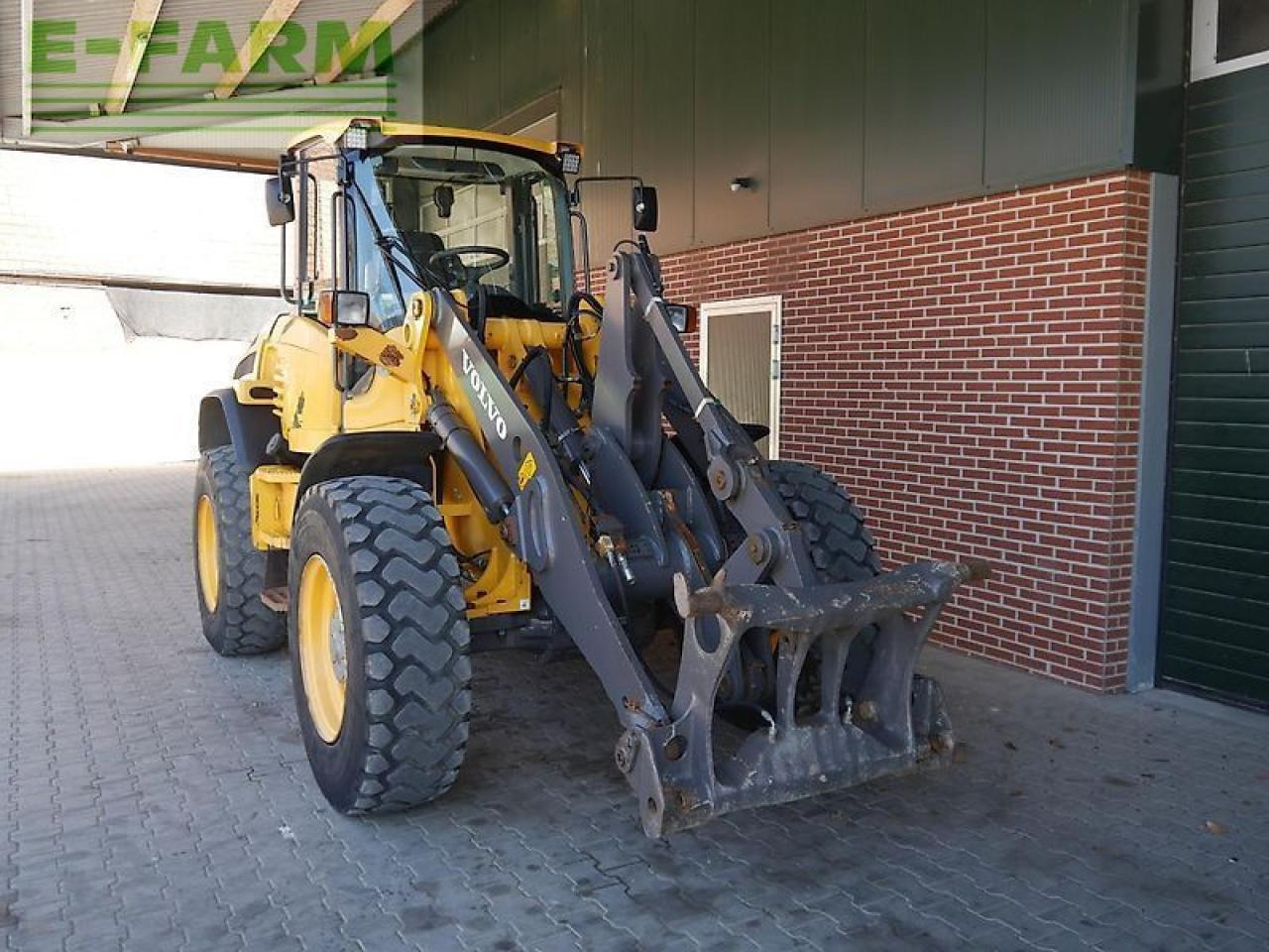 Volvo l45f - Minigraafmachine: afbeelding 2 Volvo l45f - Minigraafmachine: afbeelding 2