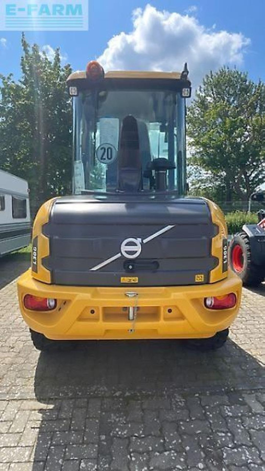 Volvo volvo l 30 - Minigraafmachine: afbeelding 4 Volvo volvo l 30 - Minigraafmachine: afbeelding 4