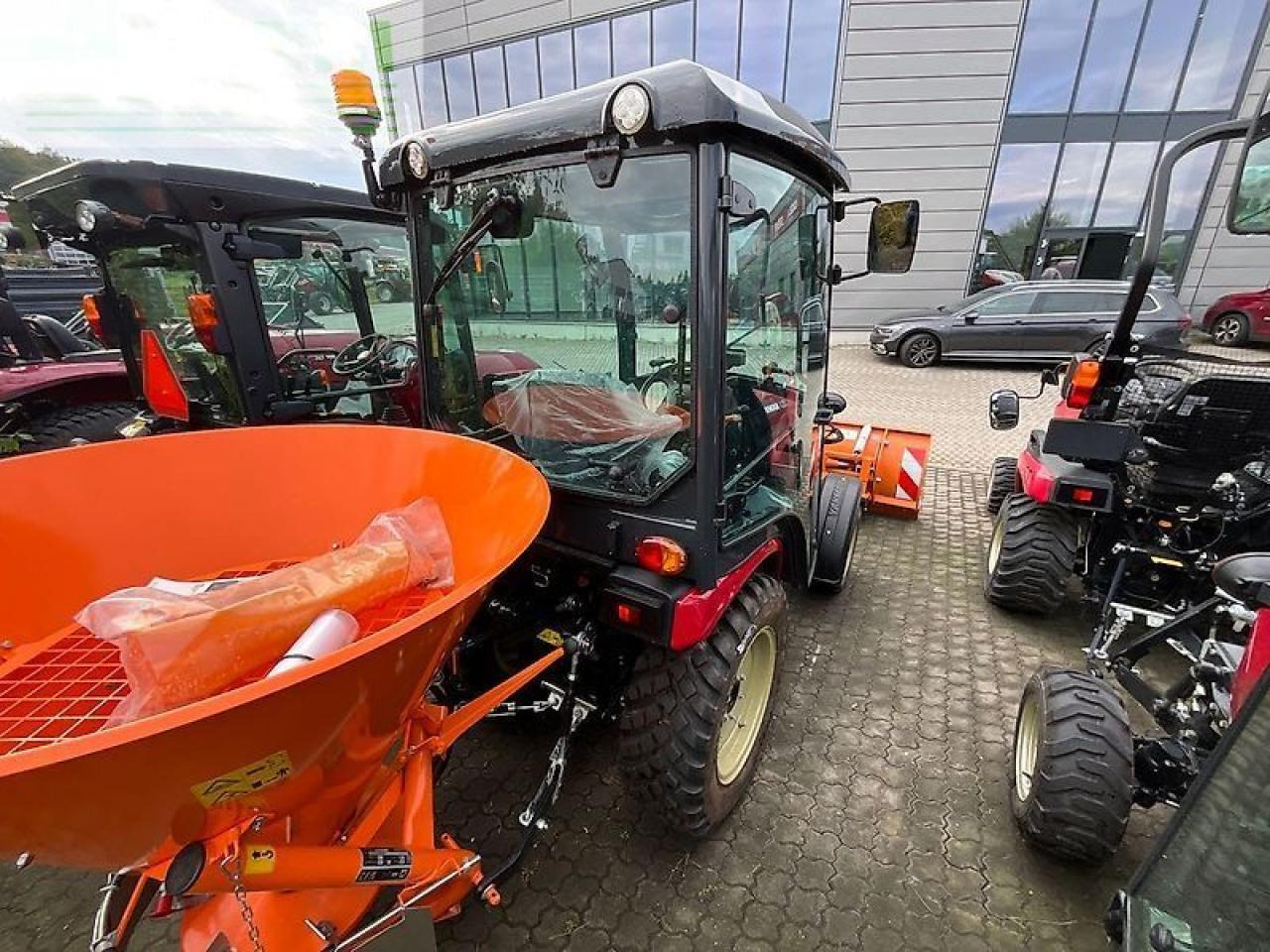 Yanmar sa 424 v-q - Tractor: afbeelding 3 Yanmar sa 424 v-q - Tractor: afbeelding 3