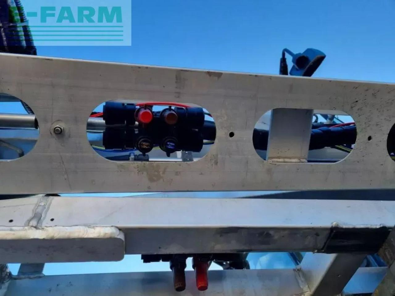 Alpha 5000 r active - Getrokken veldspuit: afbeelding 5 Alpha 5000 r active - Getrokken veldspuit: afbeelding 5