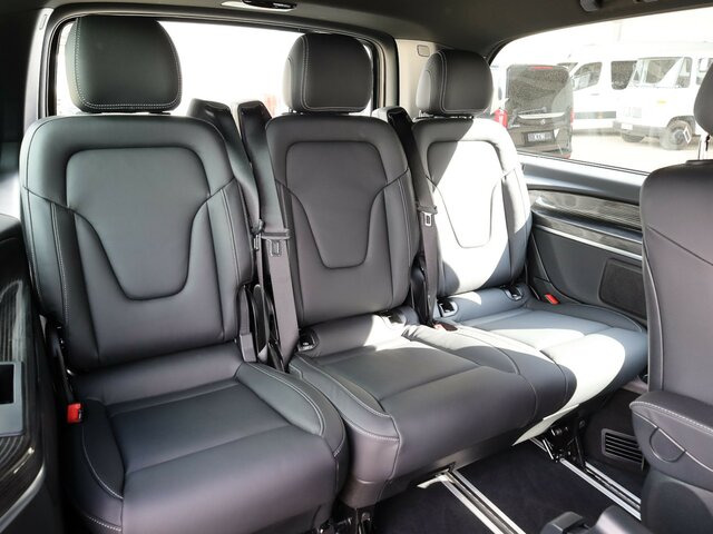 MERCEDES-BENZ EQV 300 Avantgarde Line,lang,7Sitze,2xKlima,LED - Minibus, Elektrische bus: afbeelding 3 MERCEDES-BENZ EQV 300 Avantgarde Line,lang,7Sitze,2xKlima,LED - Minibus, Elektrische bus: afbeelding 3