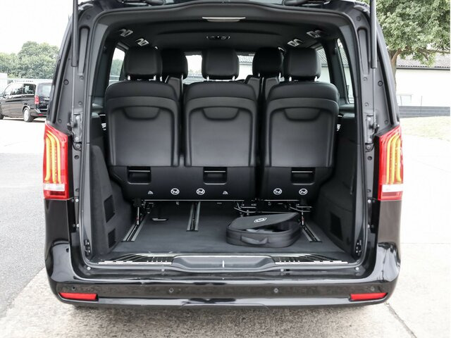 MERCEDES-BENZ EQV 300 Avantgarde Line,lang,7Sitze,2xKlima,LED - Minibus, Elektrische bus: afbeelding 2 MERCEDES-BENZ EQV 300 Avantgarde Line,lang,7Sitze,2xKlima,LED - Minibus, Elektrische bus: afbeelding 2