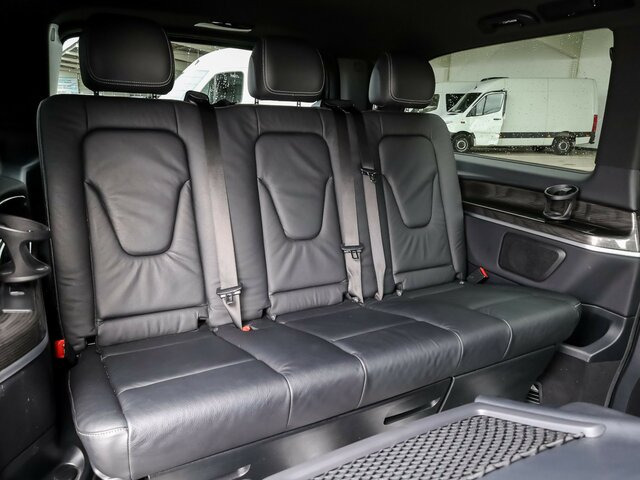 MERCEDES-BENZ EQV 300 Avantgarde,lang,6Sitze,2xSchiebetür el.... - Personenvervoer, Elektrische bedrijfswagen: afbeelding 3 MERCEDES-BENZ EQV 300 Avantgarde,lang,6Sitze,2xSchiebetür el.... - Personenvervoer, Elektrische bedrijfswagen: afbeelding 3