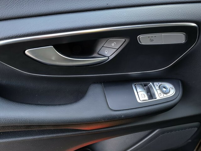 Personenvervoer, Elektrische bedrijfswagen MERCEDES-BENZ EQV 300 lang,7Sitze,Schiebetür elektrisch,LED...: afbeelding 10 Personenvervoer, Elektrische bedrijfswagen MERCEDES-BENZ EQV 300 lang,7Sitze,Schiebetür elektrisch,LED...: afbeelding 10