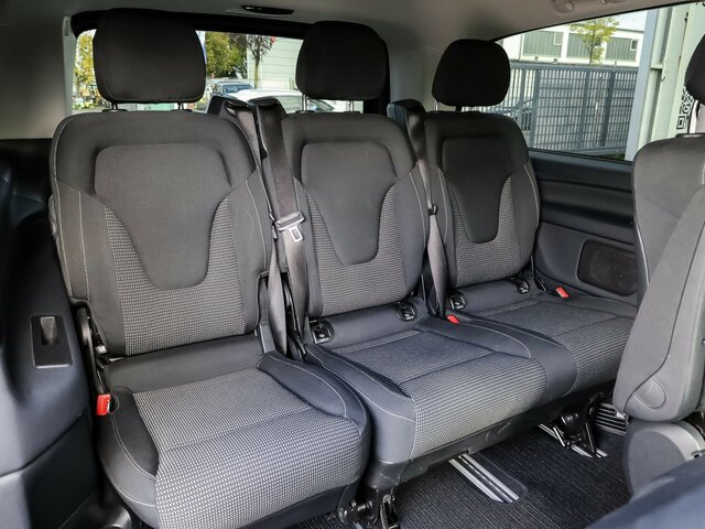 MERCEDES-BENZ EQV 300 lang,7Sitze,Schiebetür elektrisch,LED... - Personenvervoer, Elektrische bedrijfswagen: afbeelding 4 MERCEDES-BENZ EQV 300 lang,7Sitze,Schiebetür elektrisch,LED... - Personenvervoer, Elektrische bedrijfswagen: afbeelding 4