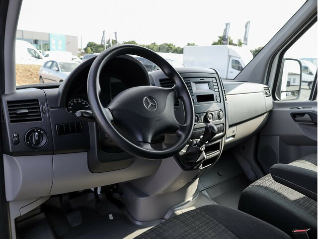 MERCEDES-BENZ Sprinter 214 CDI DOKA Pritsche,Klima,EURO6 - Schuifzeilen bestelwagen, Bestelwagen met dubbele cabine: afbeelding 4 MERCEDES-BENZ Sprinter 214 CDI DOKA Pritsche,Klima,EURO6 - Schuifzeilen bestelwagen, Bestelwagen met dubbele cabine: afbeelding 4