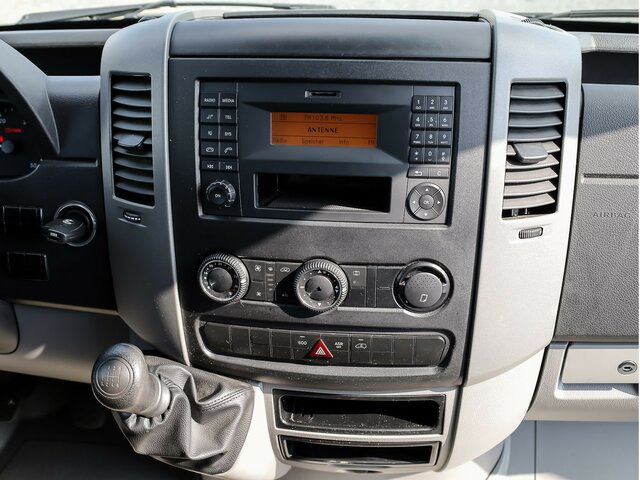 MERCEDES-BENZ Sprinter 214 CDI DOKA Pritsche,Klima,EURO6 - Schuifzeilen bestelwagen, Bestelwagen met dubbele cabine: afbeelding 5 MERCEDES-BENZ Sprinter 214 CDI DOKA Pritsche,Klima,EURO6 - Schuifzeilen bestelwagen, Bestelwagen met dubbele cabine: afbeelding 5