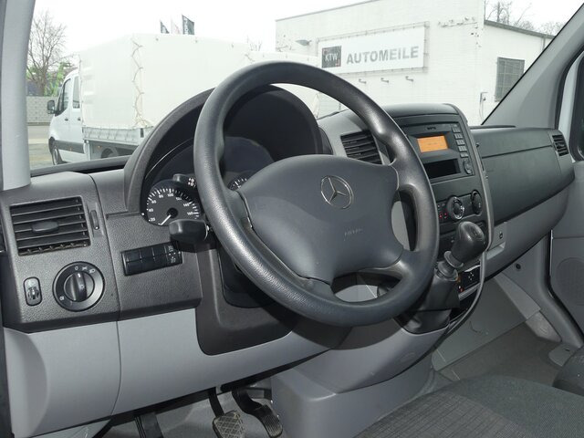 MERCEDES-BENZ Sprinter 311 CDI DOKA Pritsche,AHK,Standheizung - Bestelwagen open laadbak, Bestelwagen met dubbele cabine: afbeelding 4 MERCEDES-BENZ Sprinter 311 CDI DOKA Pritsche,AHK,Standheizung - Bestelwagen open laadbak, Bestelwagen met dubbele cabine: afbeelding 4