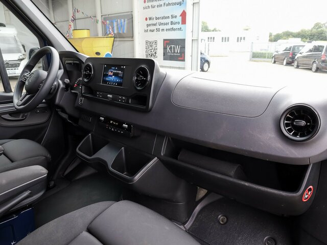 MERCEDES-BENZ Sprinter 315 CDI Maxi KombiTourer,8Sitze,Kamera... - Minibus, Personenvervoer: afbeelding 3 MERCEDES-BENZ Sprinter 315 CDI Maxi KombiTourer,8Sitze,Kamera... - Minibus, Personenvervoer: afbeelding 3