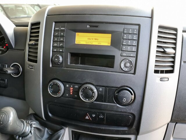 MERCEDES-BENZ Sprinter 316CDI DOKA,Allrad,Klima... - Schuifzeilen bestelwagen, Bestelwagen met dubbele cabine: afbeelding 5 MERCEDES-BENZ Sprinter 316CDI DOKA,Allrad,Klima... - Schuifzeilen bestelwagen, Bestelwagen met dubbele cabine: afbeelding 5