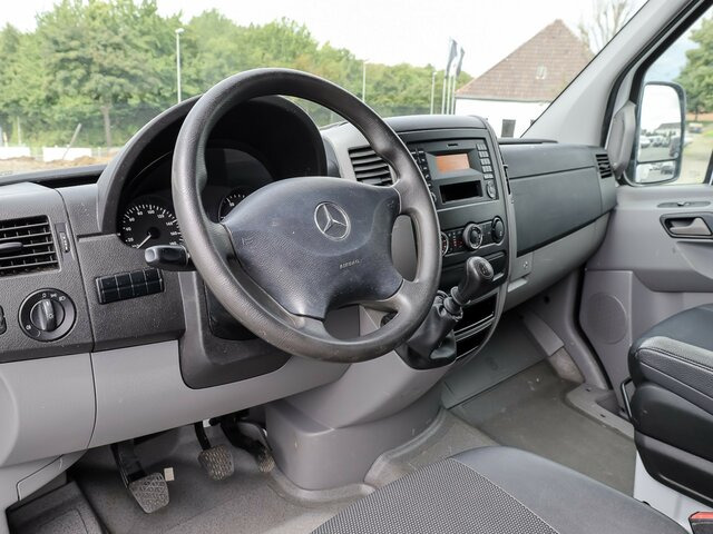 MERCEDES-BENZ Sprinter 316CDI DOKA,Allrad,Klima - Schuifzeilen bestelwagen, Bestelwagen met dubbele cabine: afbeelding 4 MERCEDES-BENZ Sprinter 316CDI DOKA,Allrad,Klima - Schuifzeilen bestelwagen, Bestelwagen met dubbele cabine: afbeelding 4