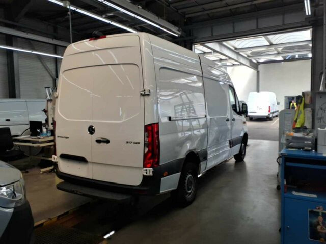 Gesloten bestelwagen MERCEDES-BENZ Sprinter 317 CDI,3665mm,Automatik,Kamera: afbeelding 13